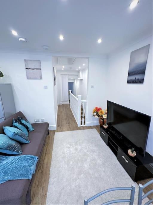 Ferienwohnung Stylish 2 Bed Flat In The Heart Of Lewisham London Exterior foto