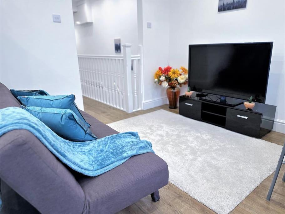 Ferienwohnung Stylish 2 Bed Flat In The Heart Of Lewisham London Exterior foto