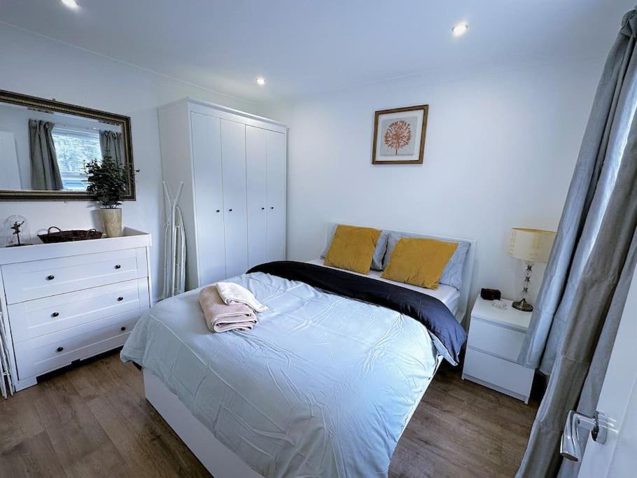 Ferienwohnung Stylish 2 Bed Flat In The Heart Of Lewisham London Exterior foto