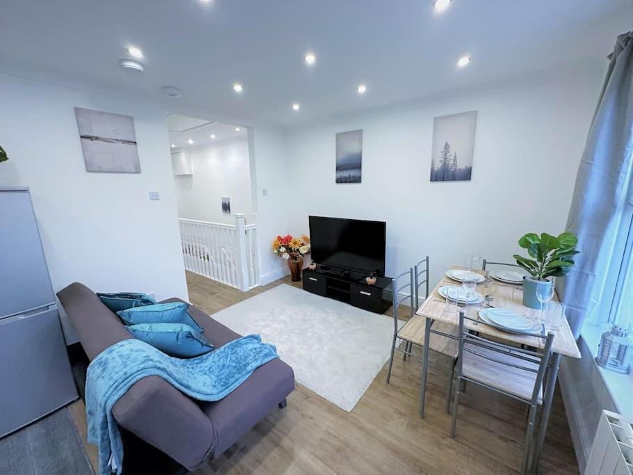 Ferienwohnung Stylish 2 Bed Flat In The Heart Of Lewisham London Exterior foto