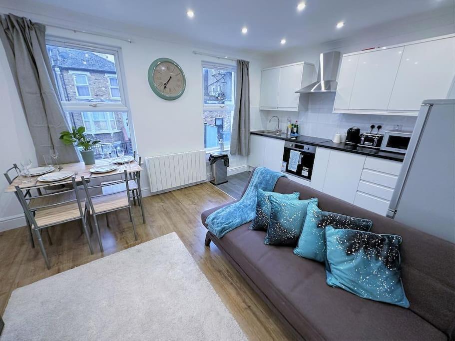 Ferienwohnung Stylish 2 Bed Flat In The Heart Of Lewisham London Exterior foto